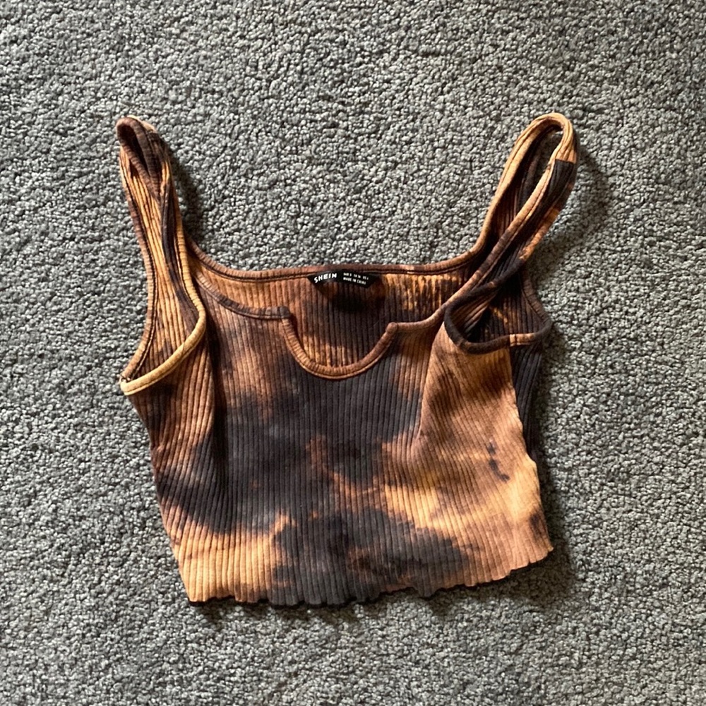 Tie die crop top